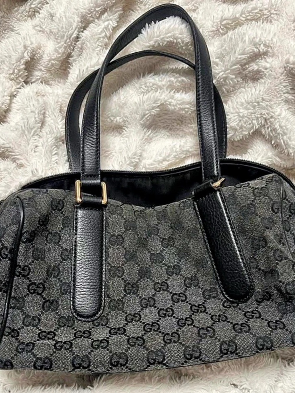 Gucci Black GG Monogram Canvas Shoulder Bag GG Monogram Shoulder Bag in Black &